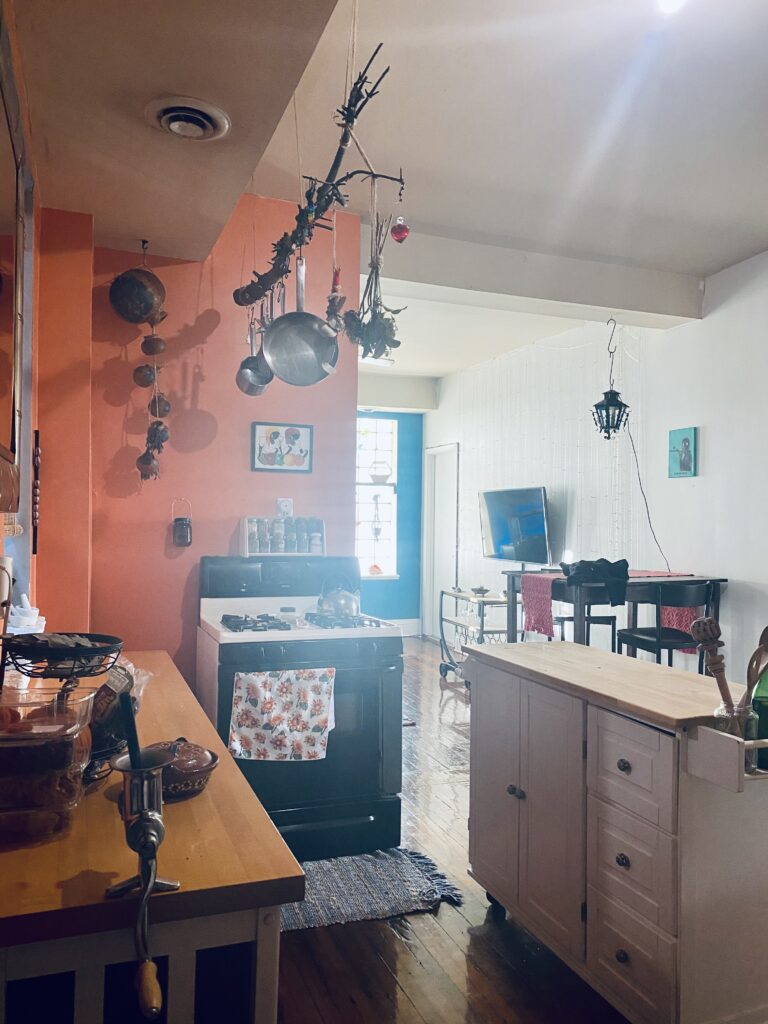 AirBnb open Kitchen concept